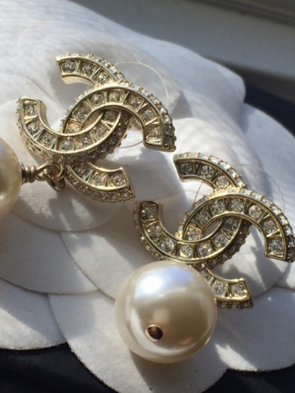 Authentic Gold Crystal Interlocking  Pearl Drop Earrings